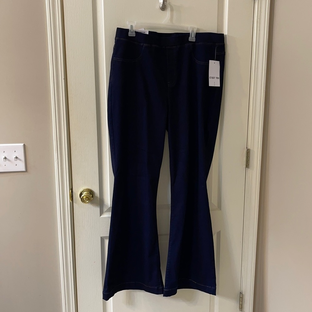 COPY - Elastic waist flare Jean